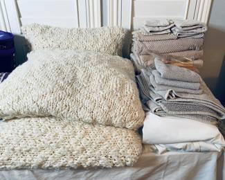 Organic sheets and bedding