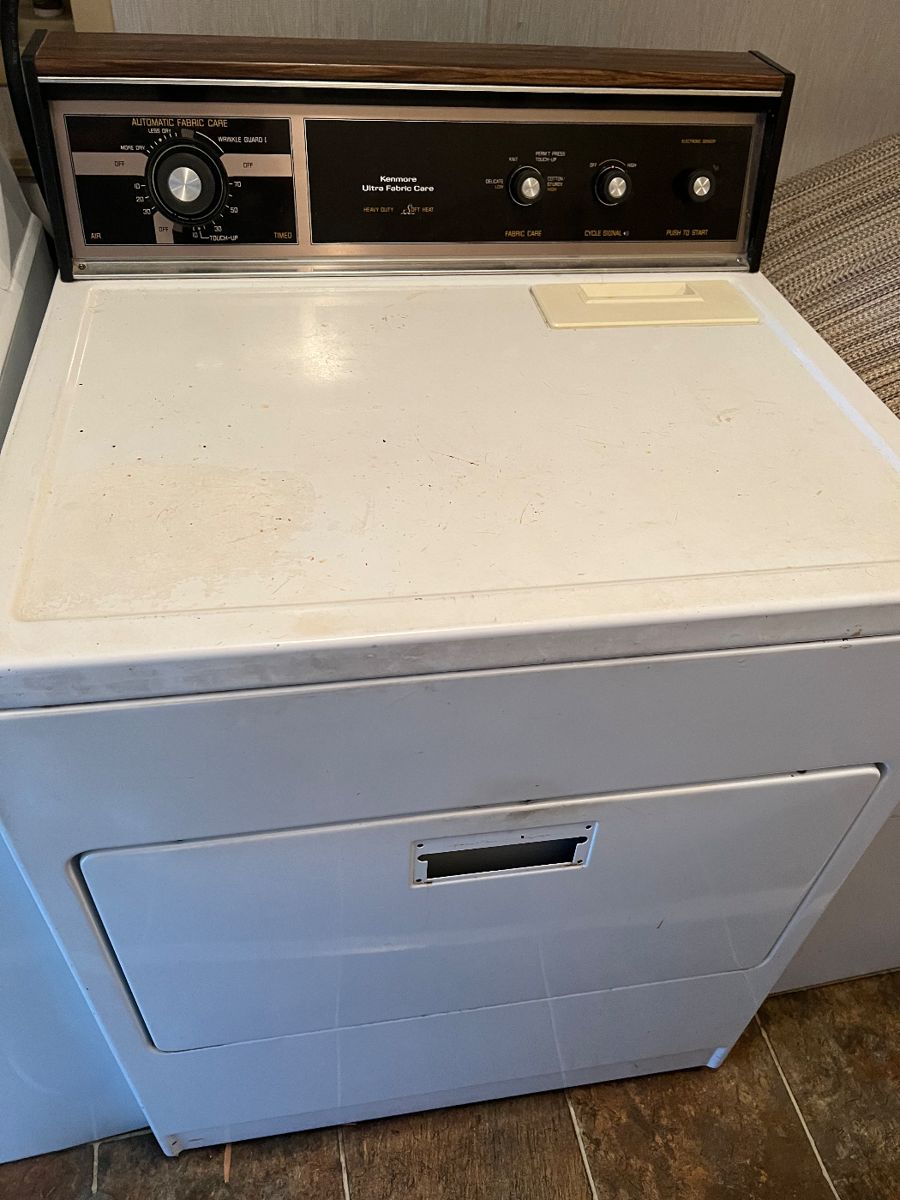 Great Ormond Beach Estate Sale starts on 11/16/2023