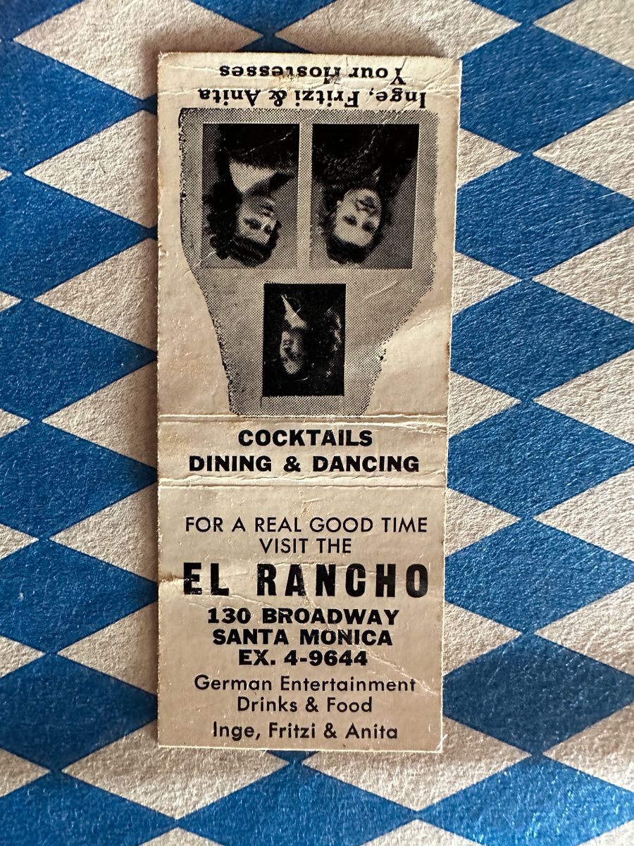 WANTED VINTAGE CLOTHING DEALER / COLLECTOR starts on 11/15/2023