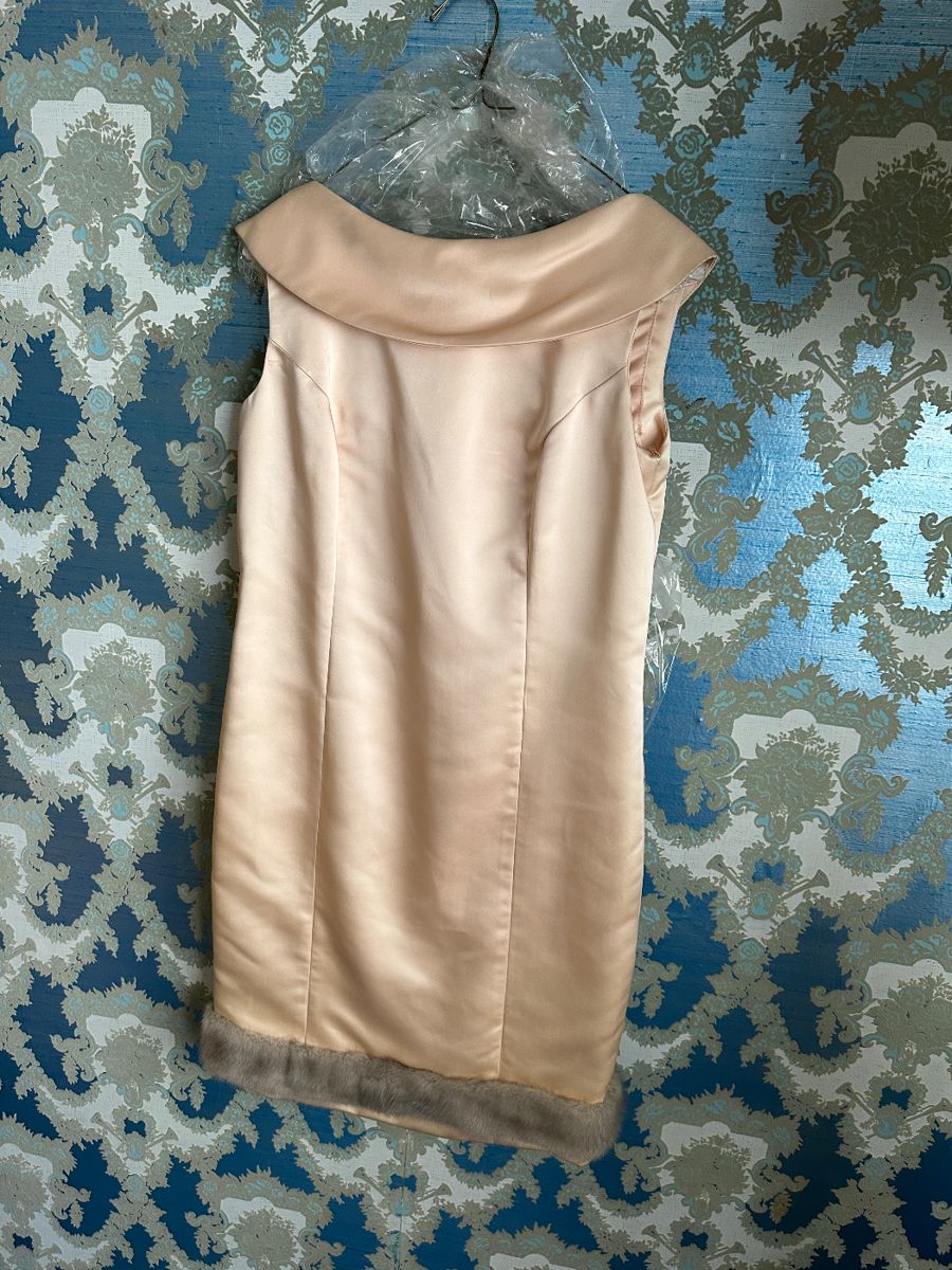 WANTED VINTAGE CLOTHING DEALER / COLLECTOR starts on 11/15/2023