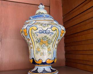 Italian Urns!