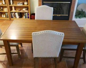 Small Kitchen Table With 4 Chairs