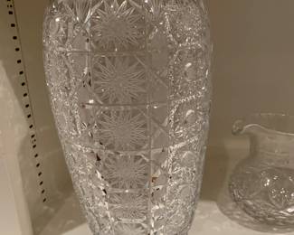 Magnificent abc cut glass vase heavy