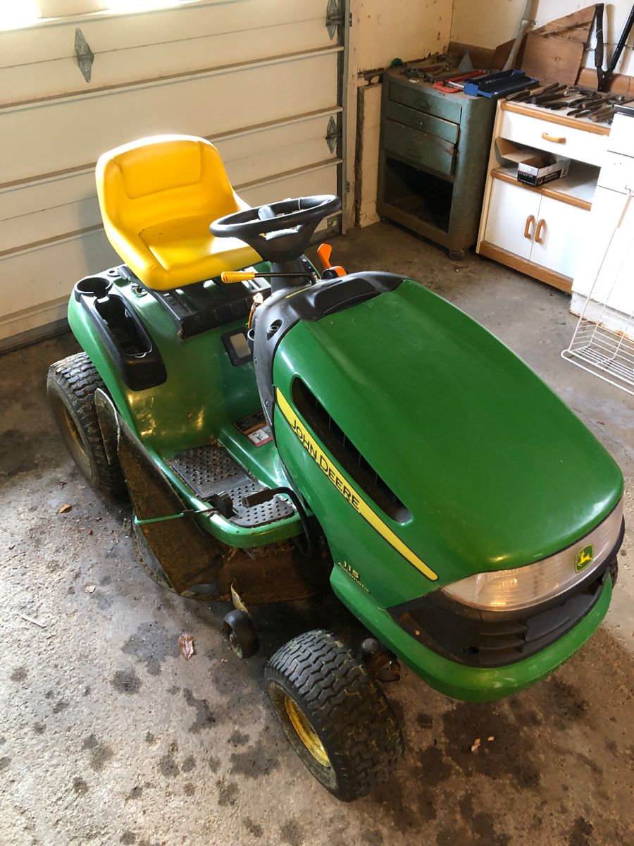 John Deere riding mower