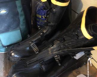 Railroad worker non-slip boots