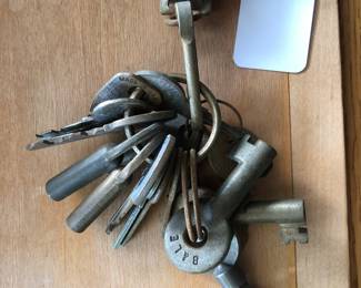 Railroad keys - B&LE and others.
