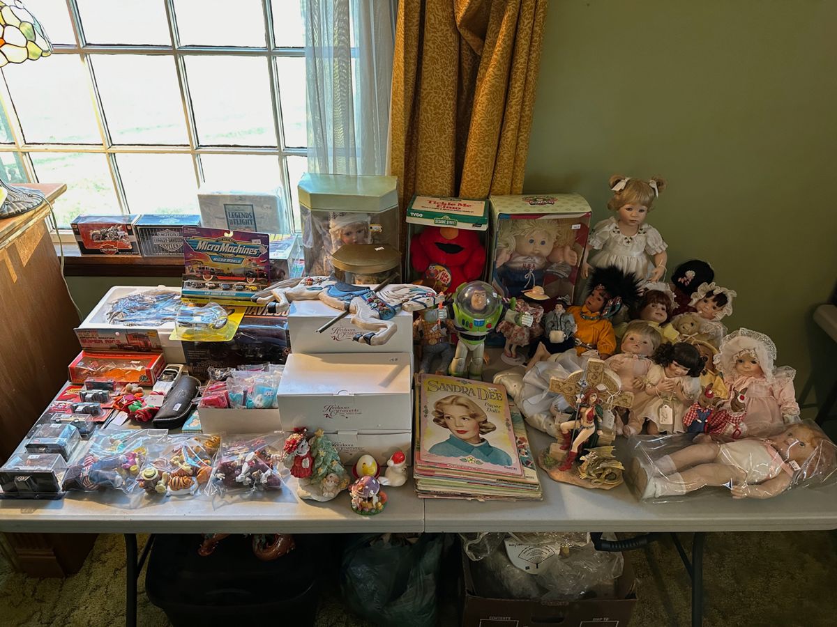 Estate Sale in Brunswick Hills, Ohio starts on 11/11/2023