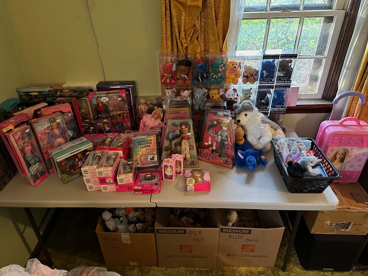 Estate Sale in Brunswick Hills, Ohio starts on 11/11/2023