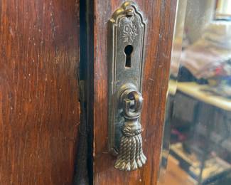 #55 Wood wardrobe with one door and full length mirror - ornate wood carvings - 47x74.5x18 $ 75.00