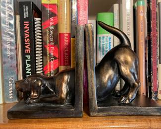 #40 Danya B labrador dog bookends 4x4x7 $ 22.00