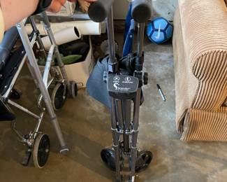 #77 "The Stander" $ 20.00