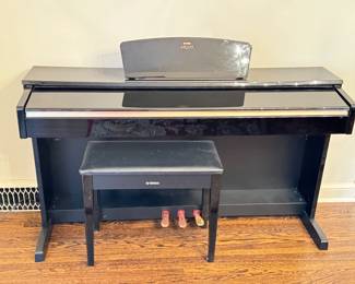 Arius Yamaha Electric Piano / Arius YDP-C71 Electric Piano