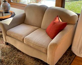 Loveseat 
