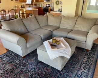 Sectional sofa with ottoman 