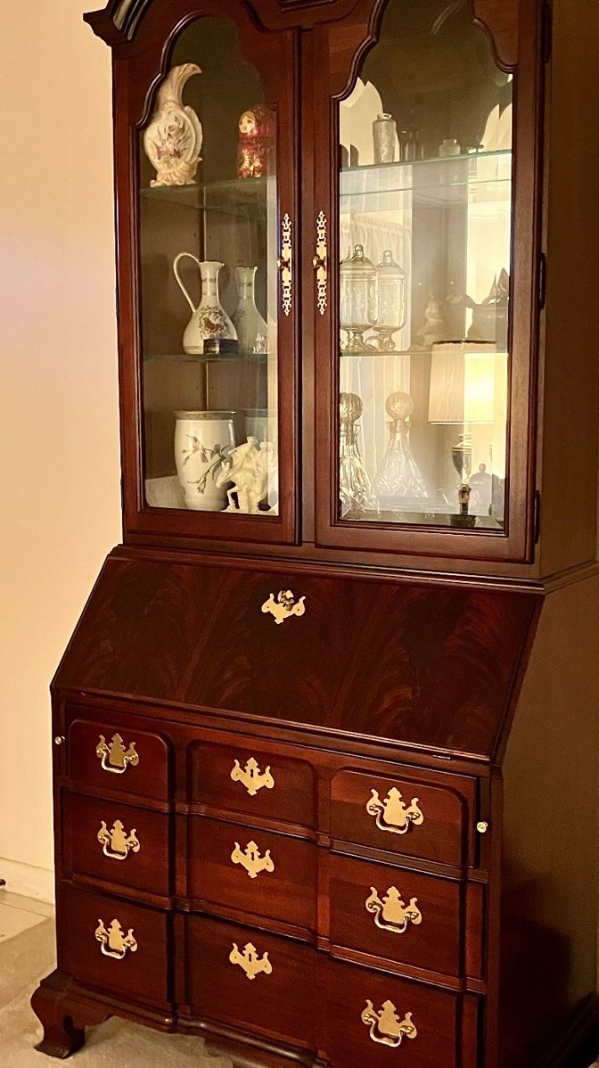 Scotch Plains Estate Sale starts on 11/18/2023