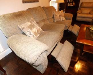 Reclining Sofa