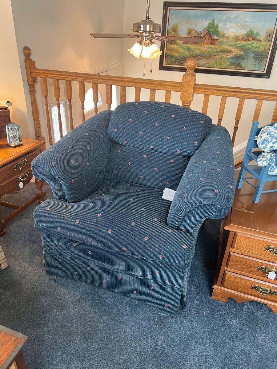 ESTATE SALE BY COLLEEN in Greece, NY starts on 12/9/2023