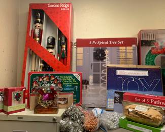 Christmas yard decorations 