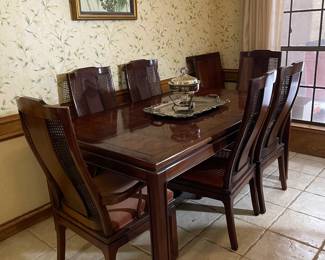 Bernhardt Dining table 6 chairs 