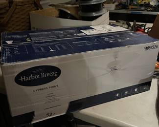 Hunter ceiling fan new in box