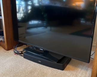 Samsung TV and Bose Sound Bar