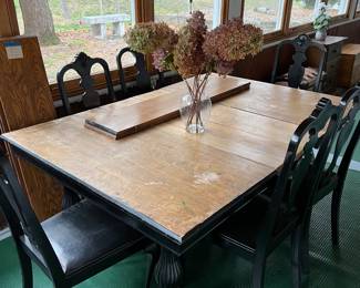 Dining Room Table and Chairs 