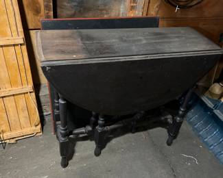 Antique Swing Leg, Drop Leaf Table