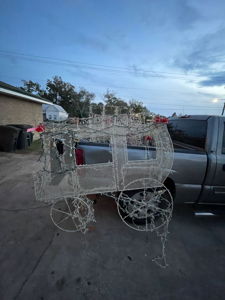 Special Living Estate Sale For Inez McIntosh starts on 11/17/2023