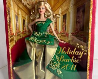 Barbie 2011 Holiday Doll in box