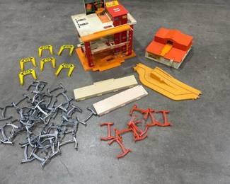 Hot Wheels vintage garage and more
