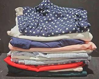 Mystery Tote of Womens 2x3x and 2224 Clothing