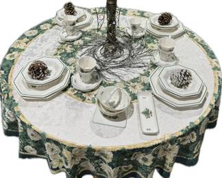 Christmastime Nikko Holiday Plate Set and Tables Setting