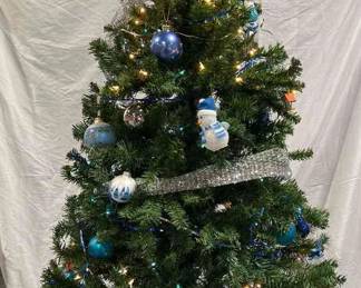 Blue Color Themed Christmas Tree