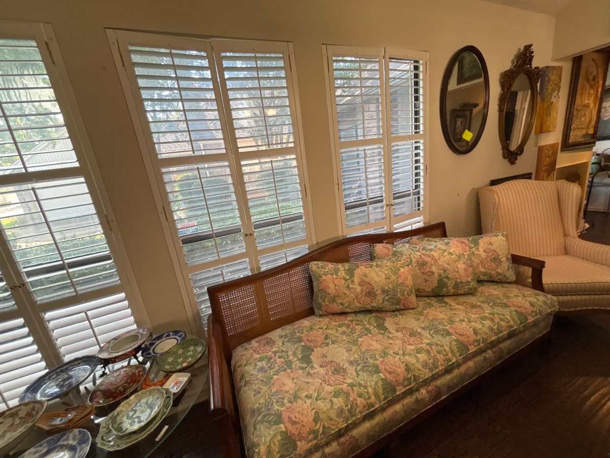 Estate Sale in Monticello area in Fort Worth, TX starts on 11/17/2023