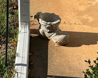 Boot planter