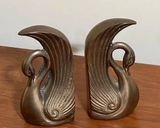 Swan bookends
