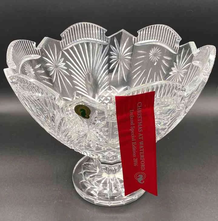 01 Waterford Christmas Centerpiece