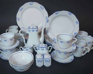 Vista Alegre Porcelain China Dinnerware Service for Four