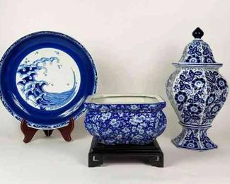 Great Wave Off Kanagawa Bowl With White And Blue Pottery Decor