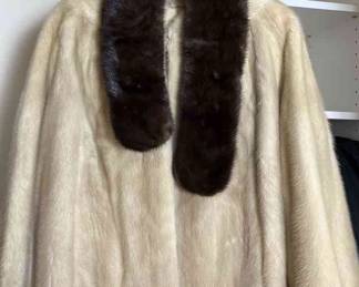 Embrys LightHued Fur Jacket, Womens Size Small 
