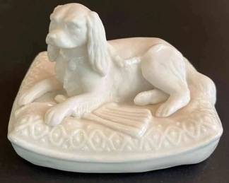 1960s Belleek Spaniel on Pillow