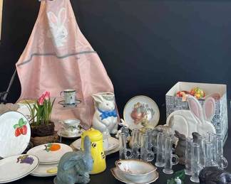 Springtime Table Collection Includes Dept. 56 Honeypot