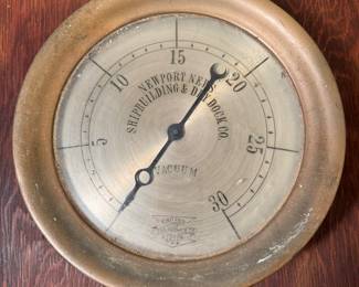 Antique Newport News Shipbuilding & Dry Dock Co. Vacuum Steam Gauge 
