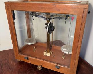 Antique Phillip Harris LTD. Birmingham Apothecary Balance Beam Scale