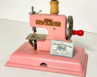 Lot 96 | Kay-An-Ee Vintage Toy Sewing Machine
