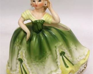 Lot 072   2 Bid(s)
Parma Lady Planter porcelain