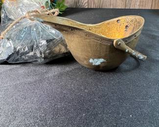 Etched brass bucket with handle, perfectly matched with the bag of coal included 3"H