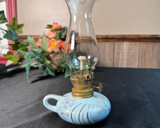 Vintage ceramic lamp with gold floral accents 8"H