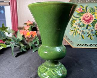 Haeger flared green ceramic vase 9"H