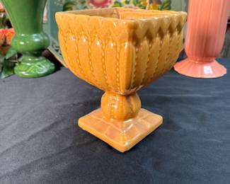 Ceramic footed planter 7"H